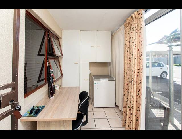 2 BEDROOM APARTMENT FOR SALE IN FERNDALE